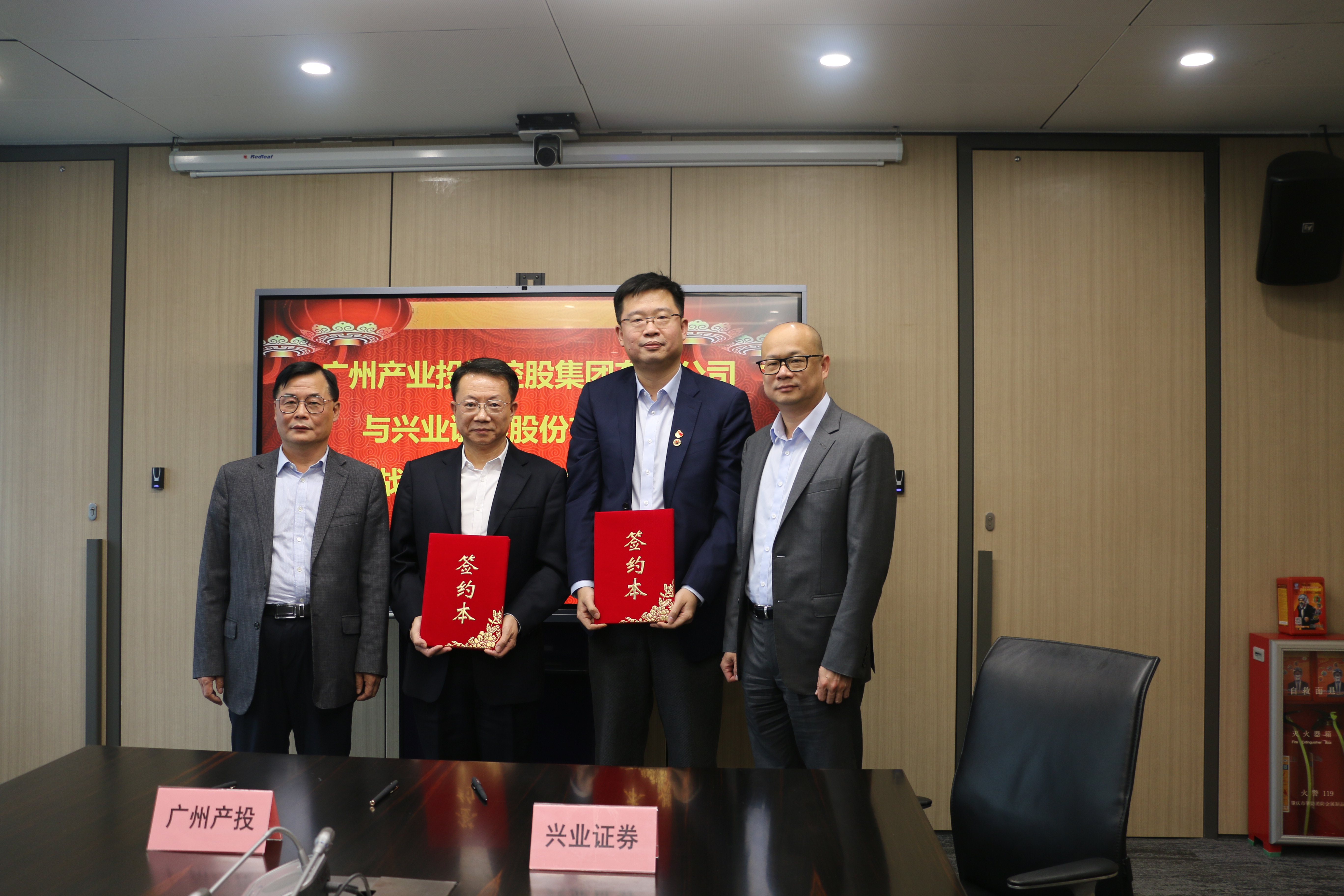 pg����ģ����(�й���)�ٷ���վ